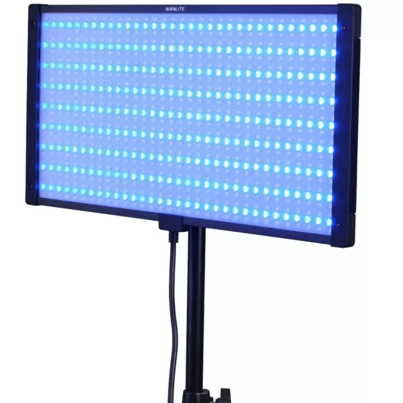 NANLITE Eclairages`1Lumières Continue-PavoSlim 120C – Panneau LED RGBWW ultra-fin et polyvalent