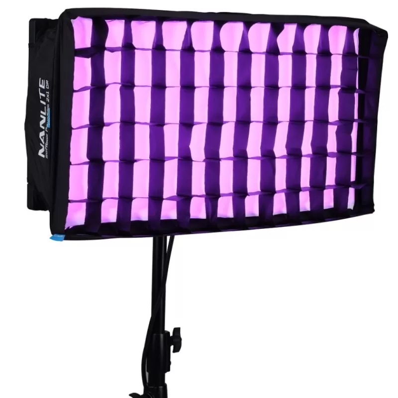 NANLITE Eclairages`1Lumières Continue-PavoSlim 120C – Panneau LED RGBWW ultra-fin et polyvalent